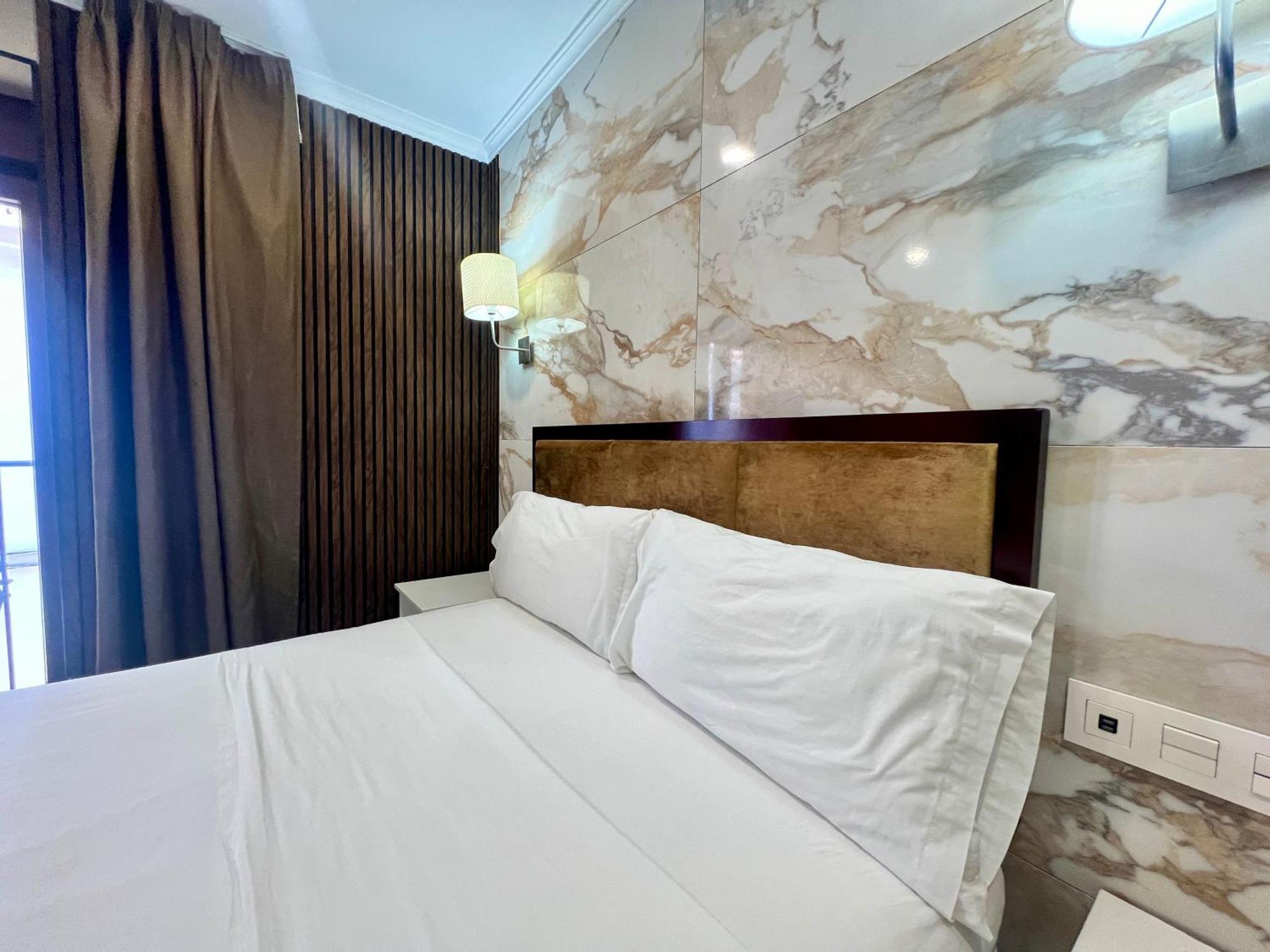 Boutique Princesa Marbella Luaran gambar