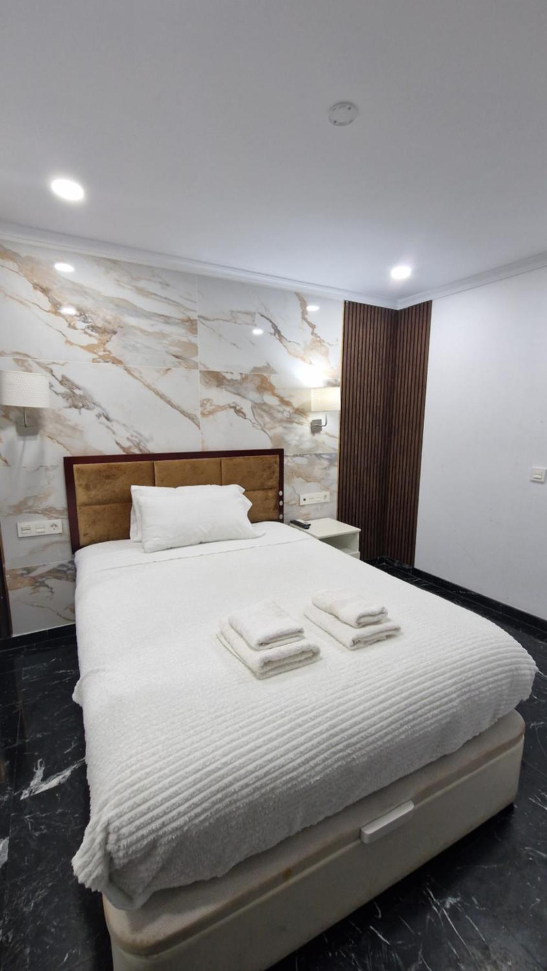 Boutique Princesa Marbella Luaran gambar